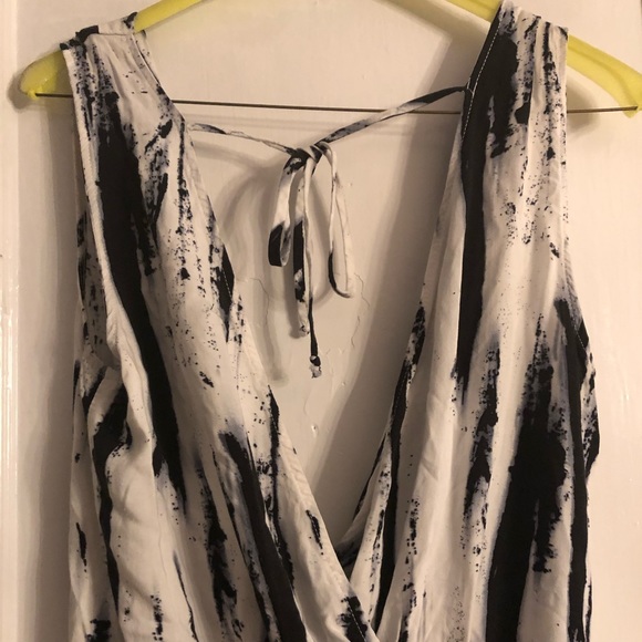 Fun Romper - Picture 2 of 3